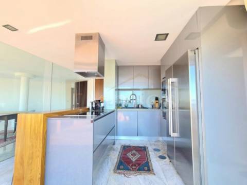 Apartamento T3, próximo da praia, na Póvoa de Varzim