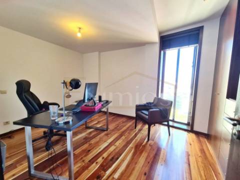 Apartamento T3, próximo da praia, na Póvoa de Varzim