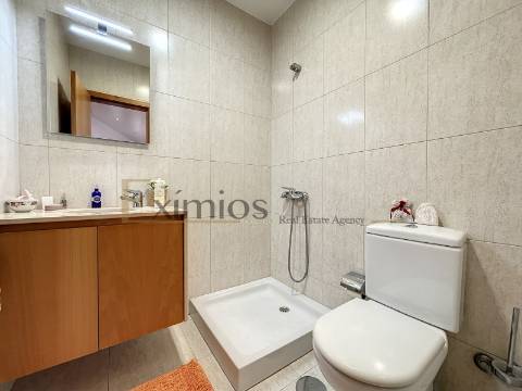 Apartamento T4 com garagem, na Póvoa de Varzim