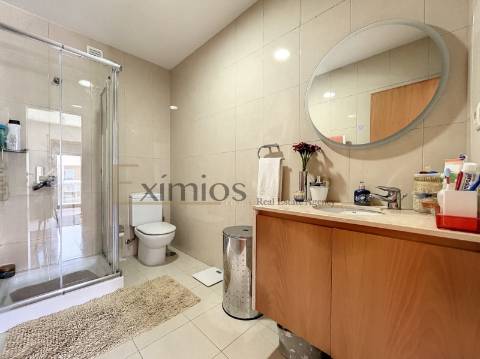 Apartamento T4 com garagem, na Póvoa de Varzim