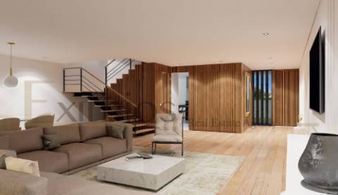 Moradia V3 em fase de construção, em Vila Chã.