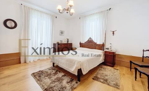 Moradia rústica V3 individual, em Terroso.