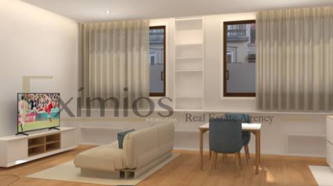 Empreendimento em construção, no centro da cidade, em Póvoa de Varzim