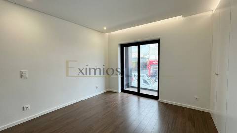 Apartamento T3 novo, no Porto