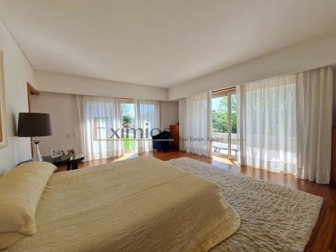 Moradia isolada V5, com piscina aquecida, na Póvoa de Varzim.