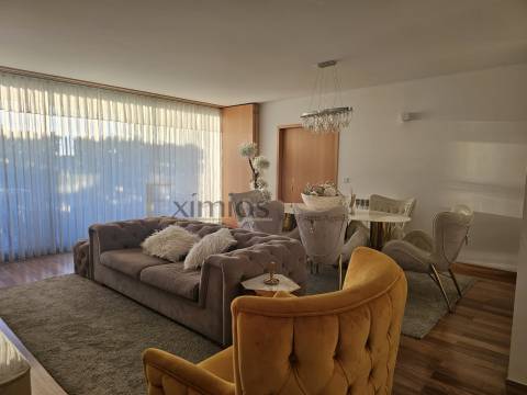 Apartamento T2 em primeira linha de praia, em Vila do Conde