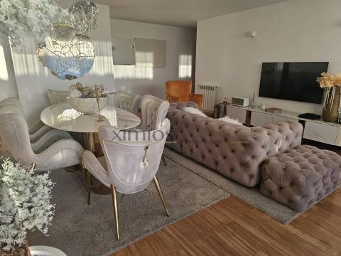 Apartamento T2 em primeira linha de praia, em Vila do Conde