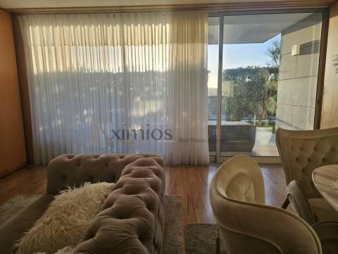 Apartamento T2 em primeira linha de praia, em Vila do Conde