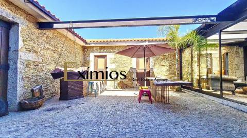 Venda de quintinha V4, com terraço, em Balasar, Póvoa de Varzim