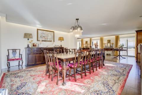 Apartamento T4 Duplex,  junto ao centro da Póvoa de Varzim