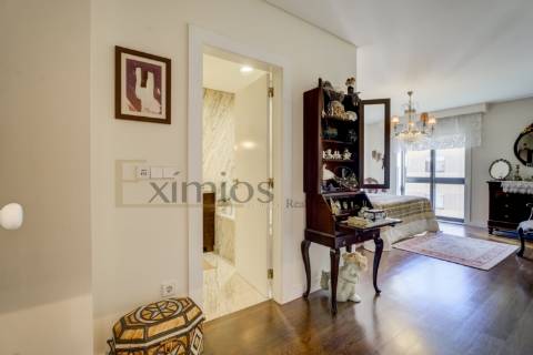 Apartamento T4 Duplex,  junto ao centro da Póvoa de Varzim