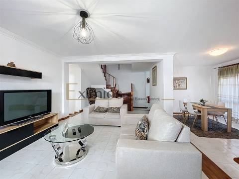 Moradia V4, para venda, em Terroso