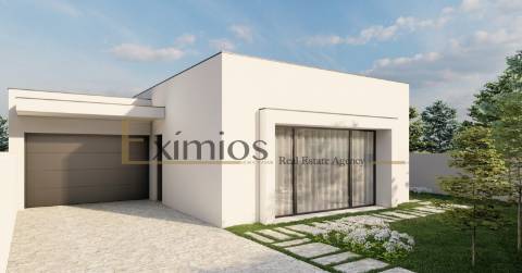 Moradia V3 térrea em construção, com garagem, em Beiriz