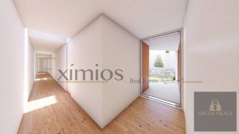 Lote de terreno para construção de moradia isolada, em Argivai