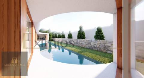 Lote de terreno para construção de moradia isolada, em Argivai