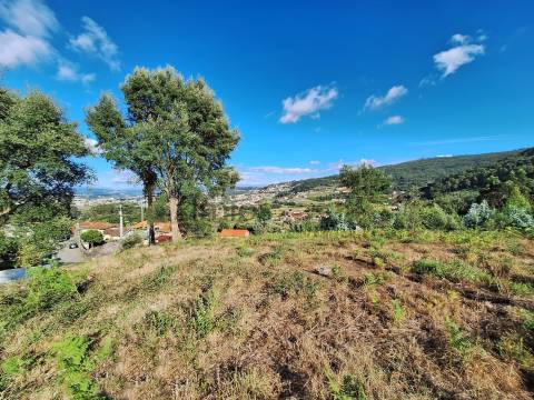 Terreno para construção, em Santo Tirso