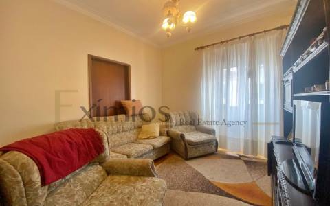 Prédio misto, para venda, no centro de Vila do Conde