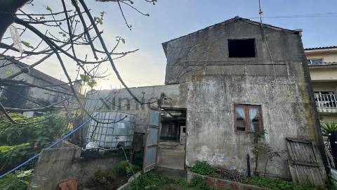 Moradia para restauro, em Aguçadoura, Póvoa de Varzim