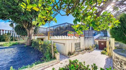 Moradia V3 com garagem para um carro, em Terroso