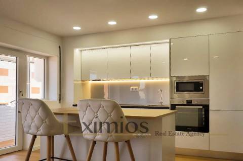 Apartamento T2, no centro da cidade, na Póvoa de Varzim