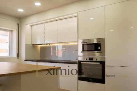 Apartamento T2, no centro da cidade, na Póvoa de Varzim