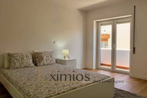 Apartamento T2, no centro da cidade, na Póvoa de Varzim