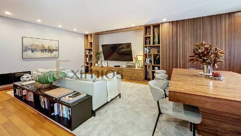 Apartamento T3 com terraço e garagem para 2 carros, na Póvoa de Varzim