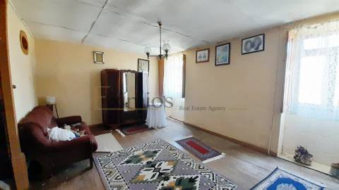 Moradia Centenária, próxima ao Metro de Santa Clara