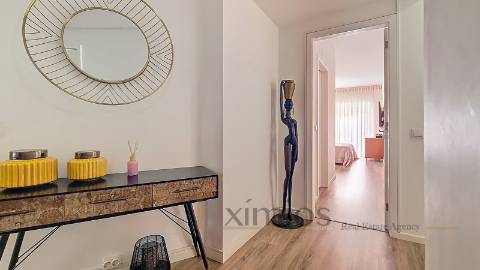 Apartamento T4, remodelado, no centro da Póvoa de Varzim