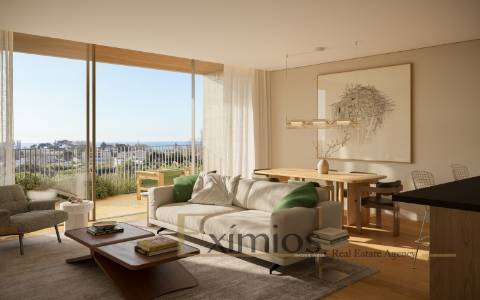 Apartamento T4, em construção, na Foz do Porto