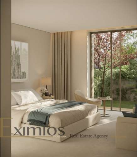 Apartamento T3, em construção, na Foz do Porto