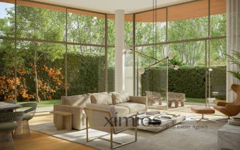 Apartamento T4, em construção, na Foz do Porto