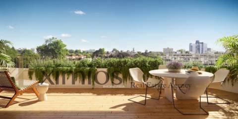 Apartamento T4 Duplex, em construção, no centro do Porto