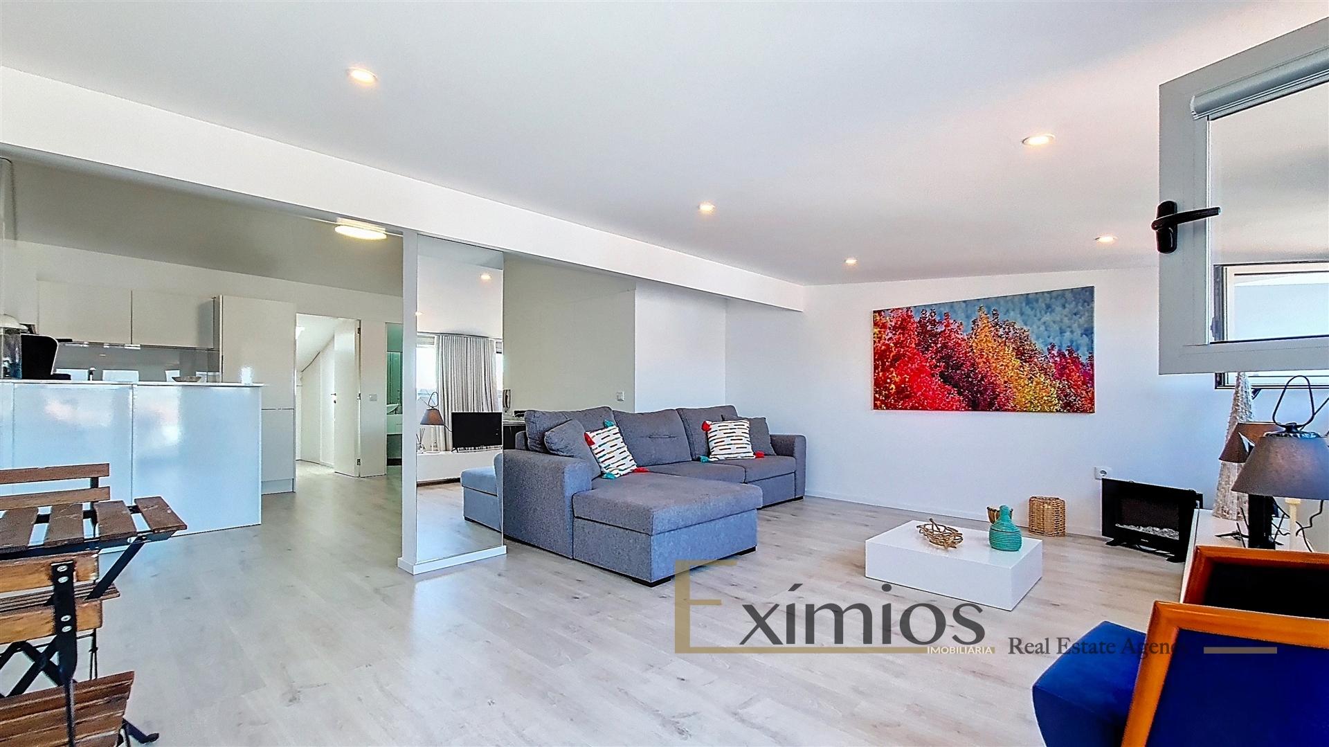 Apartamento T1 remodelado, no centro da Póvoa de Varzim