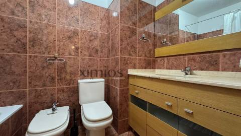 Apartamento T2 com garagem, no centro da Póvoa de Varzim