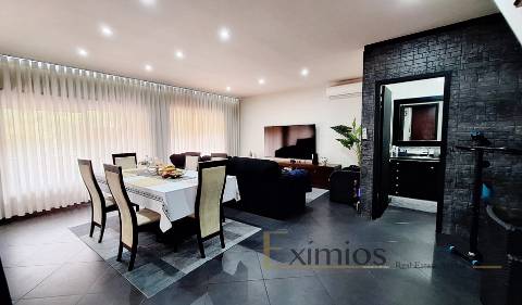 Apartamento T3 Duplex com garagem, em Macieira da Maia