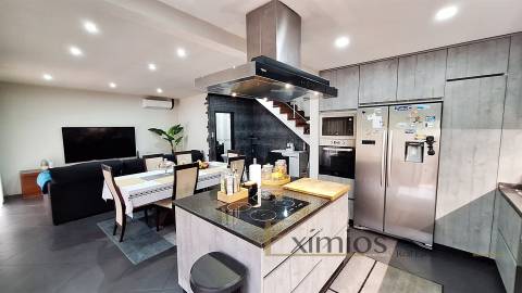 Apartamento T3 Duplex com garagem, em Macieira da Maia