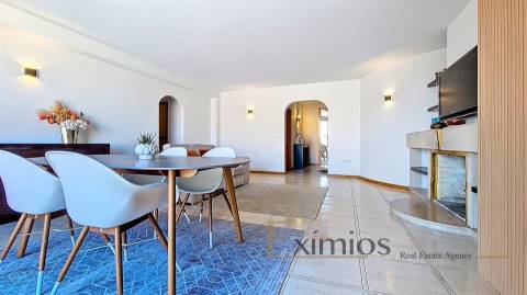 Apartamento T2 com vistas de mar, em Mindelo