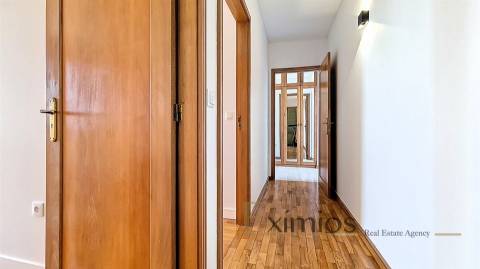 Apartamento T2 com vistas de mar, em Mindelo