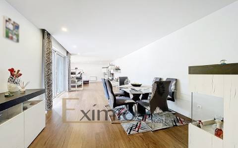 Apartamento T3 com terraço e garagem, na Póvoa de Varzim