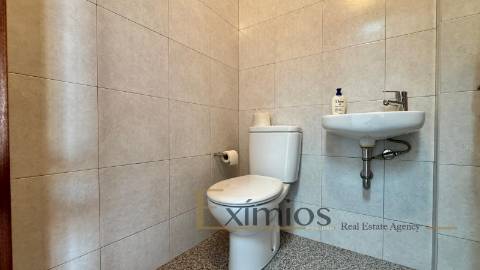 Loja ampla, para venda, em Vila do Conde