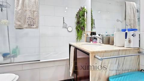 Apartamento T2 com garagem para dois carros, na Póvoa de Varzim