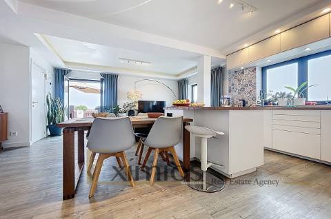 Apartamento T3 com lugar de garagem, no centro da Póvoa de Varzim