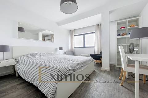 Apartamento T3 com lugar de garagem, no centro da Póvoa de Varzim