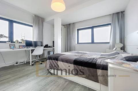 Apartamento T3 com lugar de garagem, no centro da Póvoa de Varzim