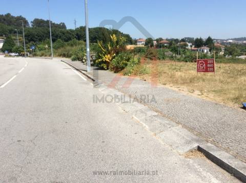 Lote de Terreno  Venda em Frazão Arreigada,Paços de Ferreira