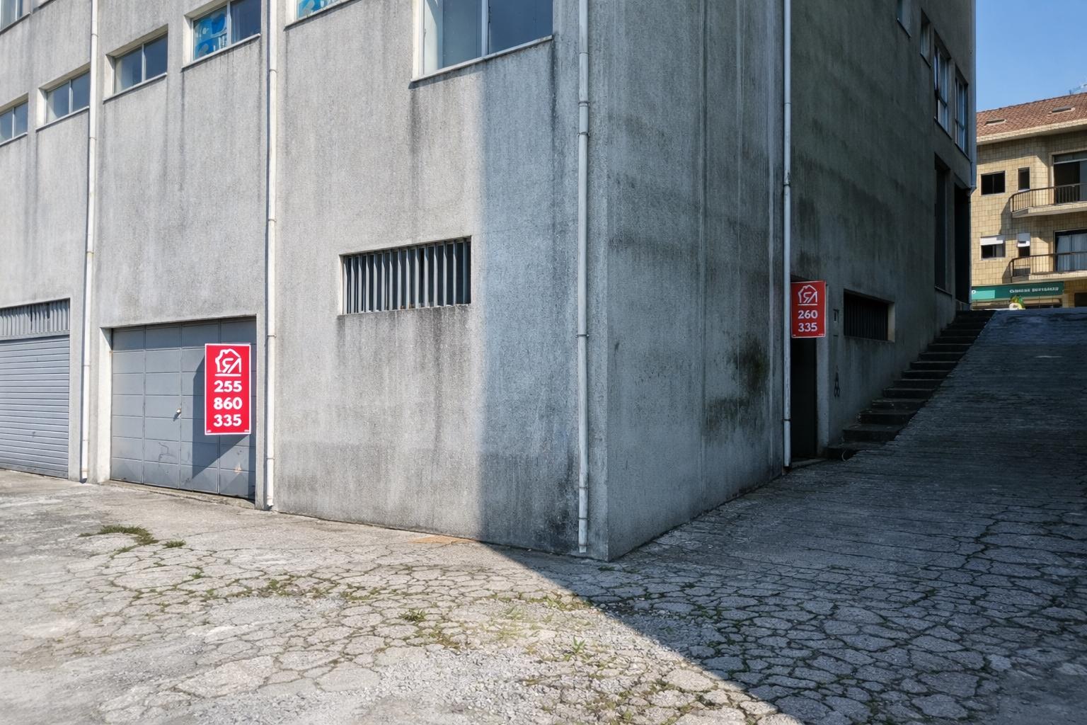 Armazém  Venda em Paços de Ferreira,Paços de Ferreira