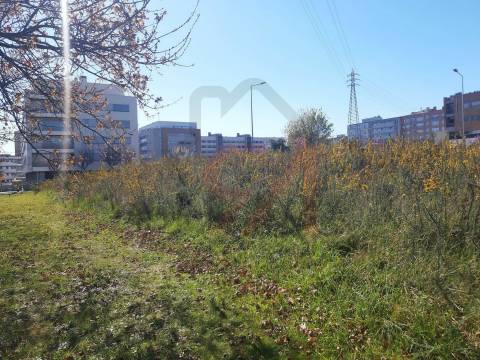 Lote de Terreno  Venda em Cidade da Maia,Maia