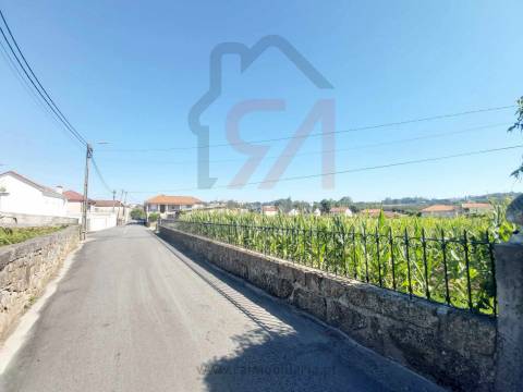Terreno  Venda em Carvalhosa,Paços de Ferreira