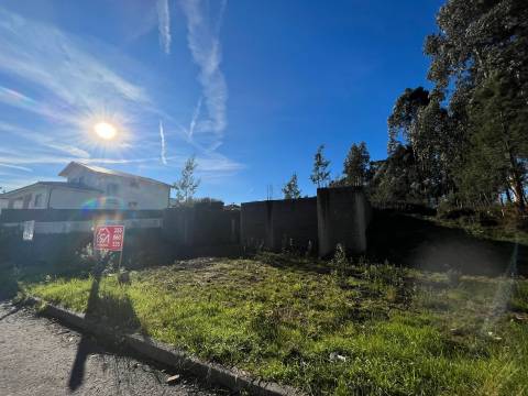 Terreno Para Construção  Venda em Seroa,Paços de Ferreira